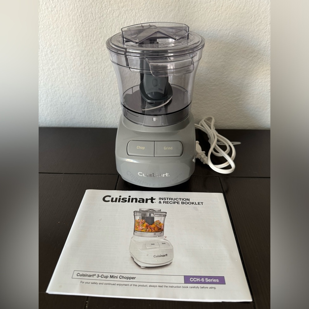 Cuisinart Mini Food Processor in Gray